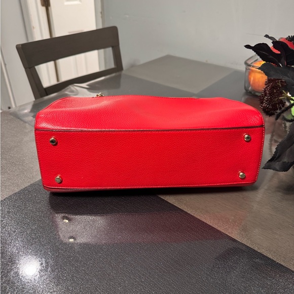 TUCKER TWEED Sedgefield Legacy Signature Handbag - Picture 3 of 13